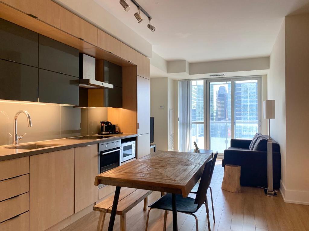 Grand View 2Br/2Ba Condos Cn Tower,Union,Tiff/Mtcc Toronto Exteriör bild