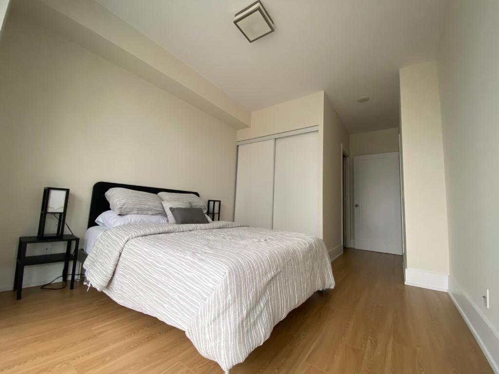 Grand View 2Br/2Ba Condos Cn Tower,Union,Tiff/Mtcc Toronto Exteriör bild